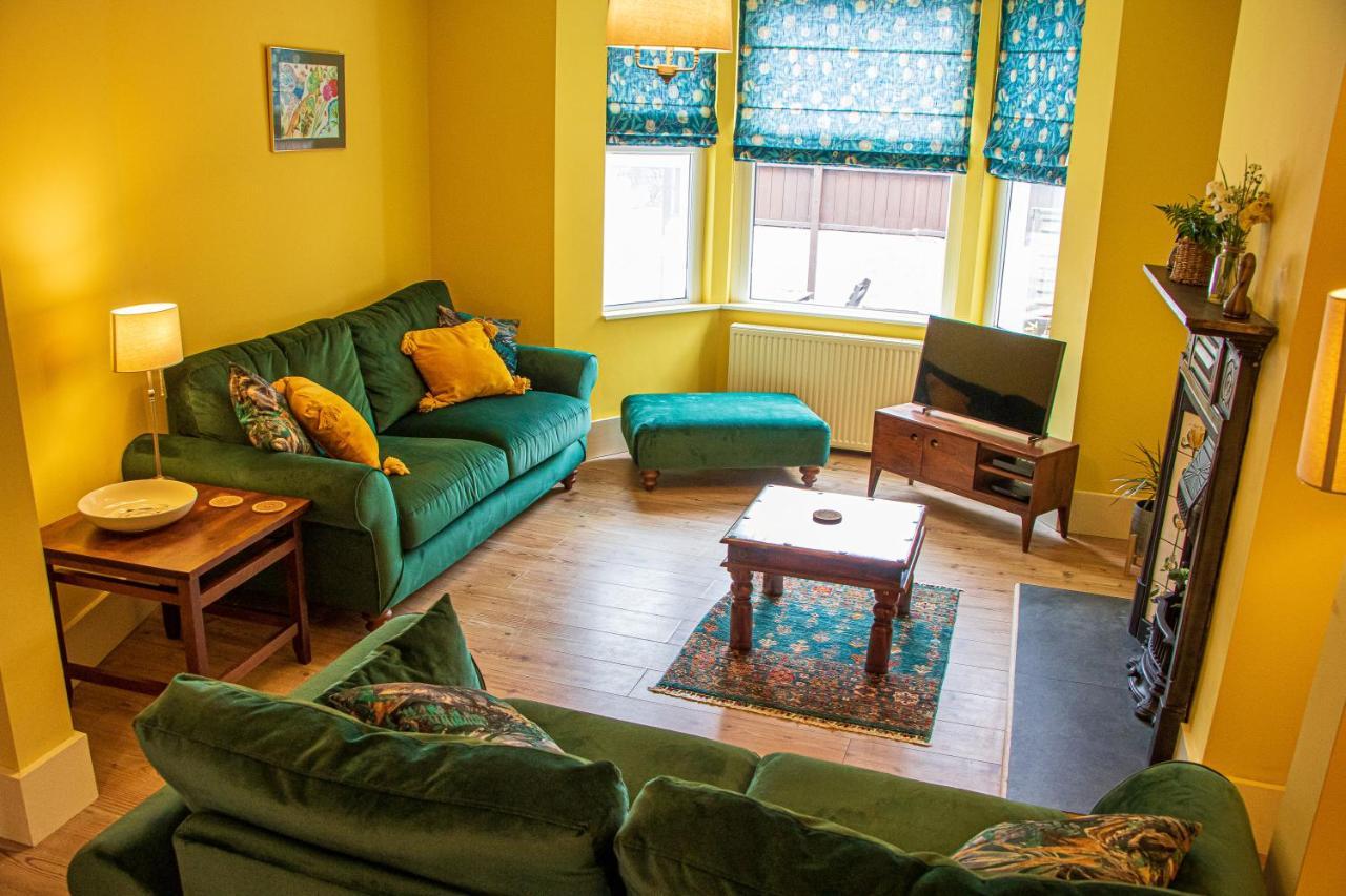 Clevedon House - Newquay - Beaches - Parking Екстериор снимка